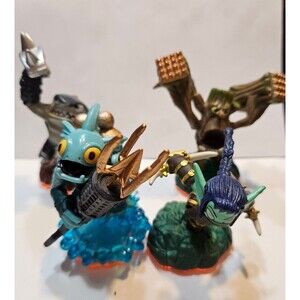 Lot Of 4 Skylanders Giants Figures